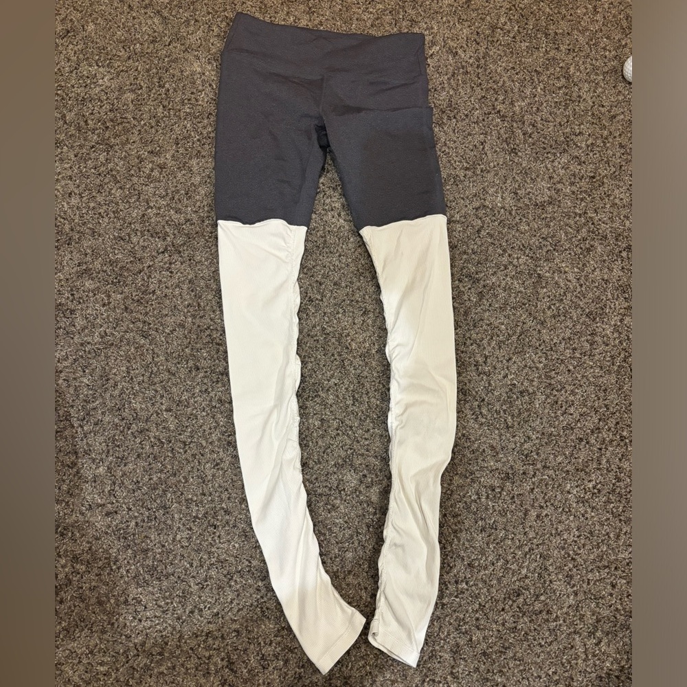 Large Alo high waist goddess leggings